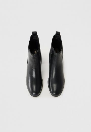 Ботинки челси