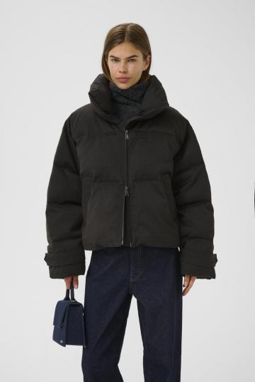 Зимняя куртка