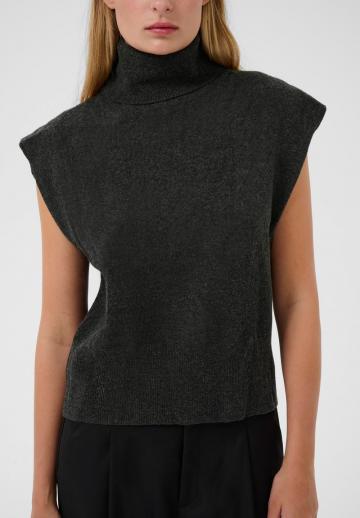 Пуловер без рукавов