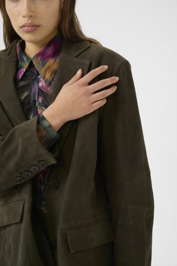 Длинный блейзер