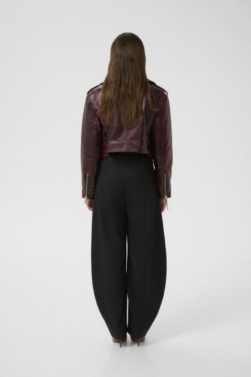 Короткая куртка