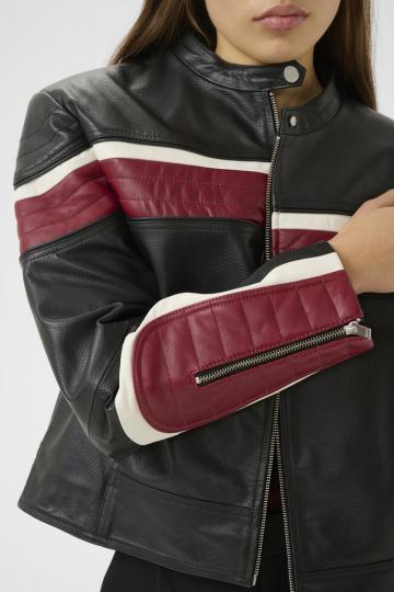 Байкерская куртка