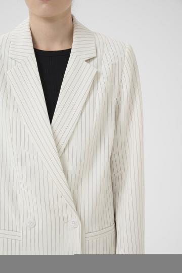 Длинный блейзер