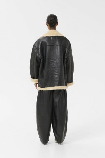 Кожаная куртка