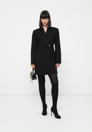 Короткое платье