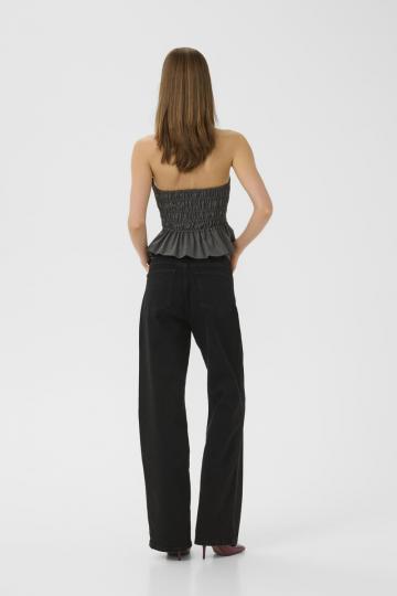 Топ без бретелек