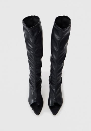 Высокие сапоги