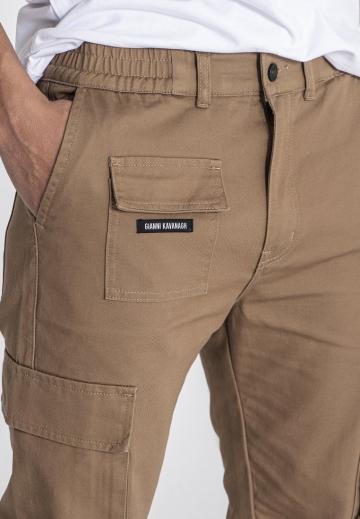 Брюки с накладными карманами