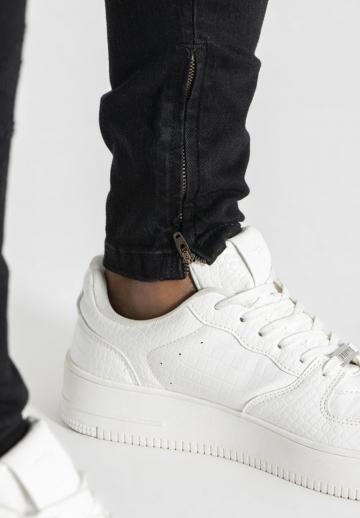 Узкие джинсы