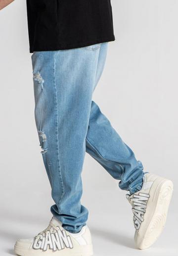 Прямые джинсы