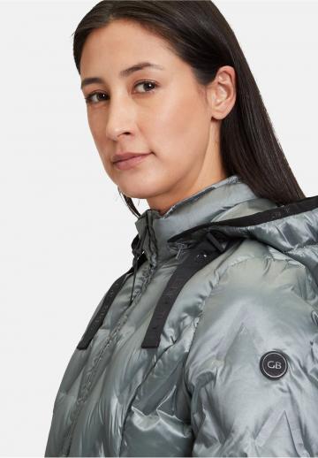 Зимняя куртка