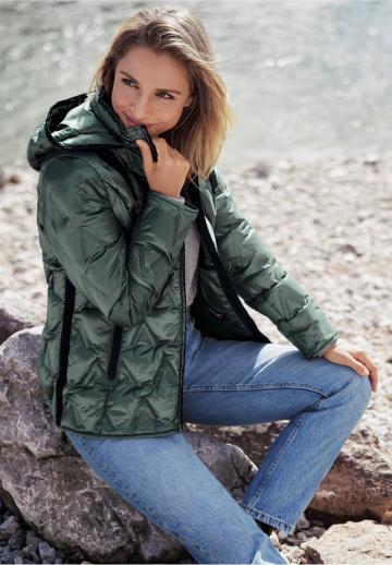 Зимняя куртка