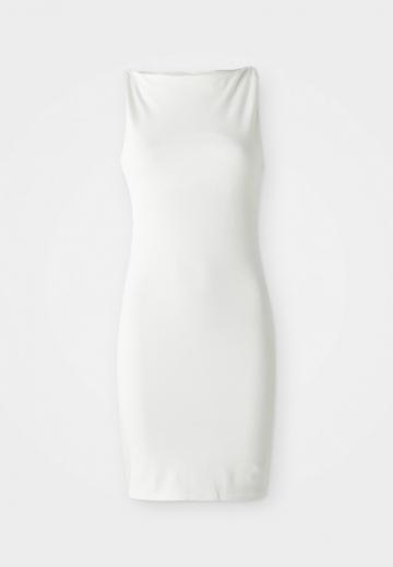 Платье футляр