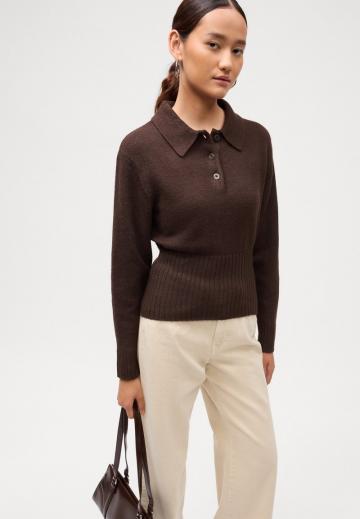 Пуловер с воротником поло