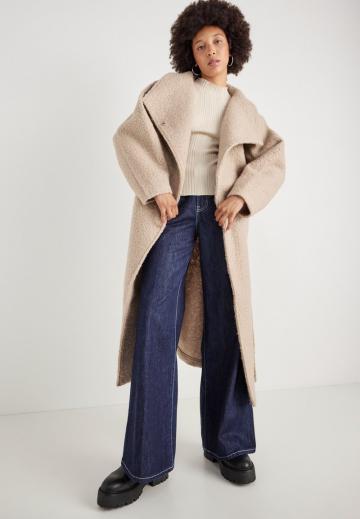 Шерстяное пальто