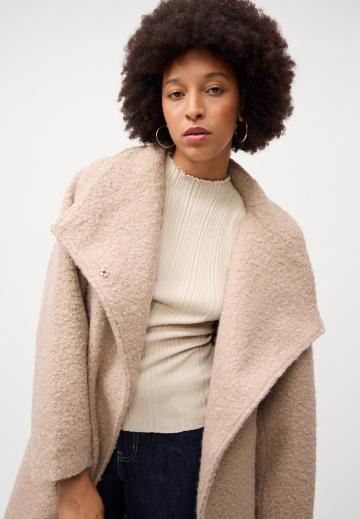 Шерстяное пальто