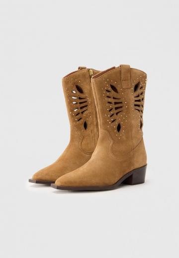 Ковбойские сапоги