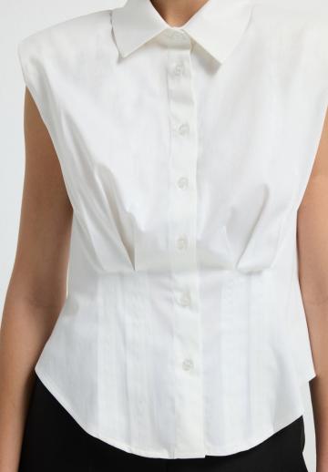 Блузка без рукавов