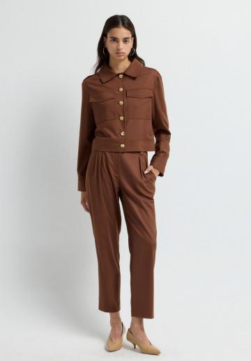 Куртка с накладнымит карманами