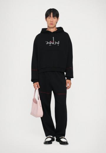 Пуловер с капюшоном