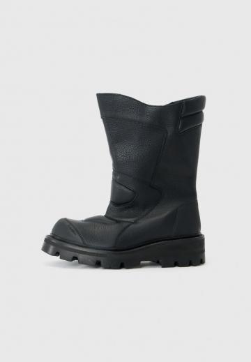 Зимние ботинки