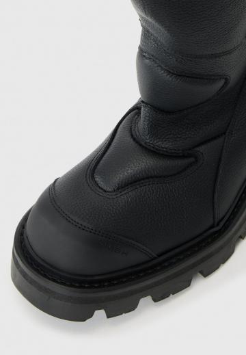 Зимние ботинки