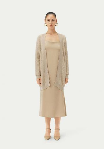 Длинный жилет