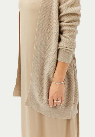 Длинный жилет