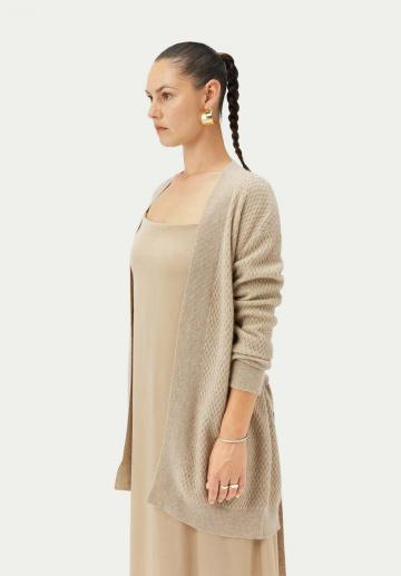 Длинный жилет