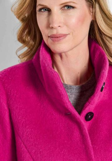 Короткое пальто