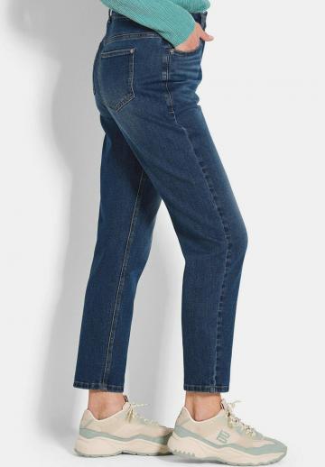 Узкие джинсы