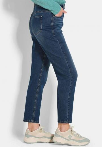 Узкие джинсы