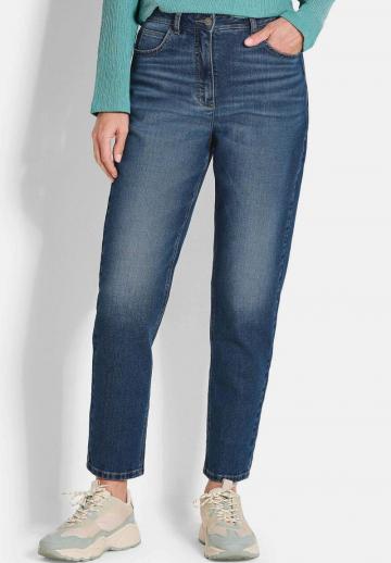 Узкие джинсы