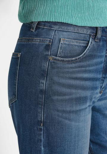 Узкие джинсы