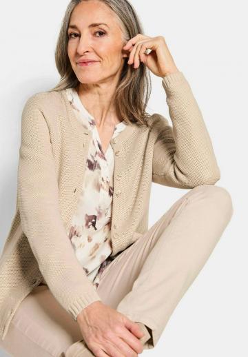 Вязаная кофта