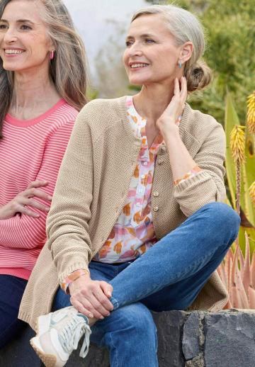 Вязаная кофта