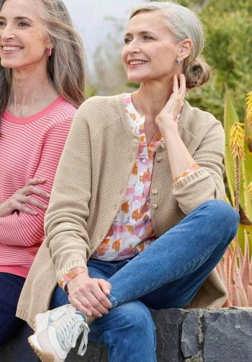 Вязаная кофта