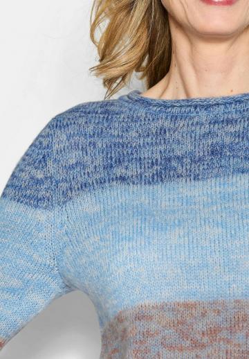 Пуловер в полоску