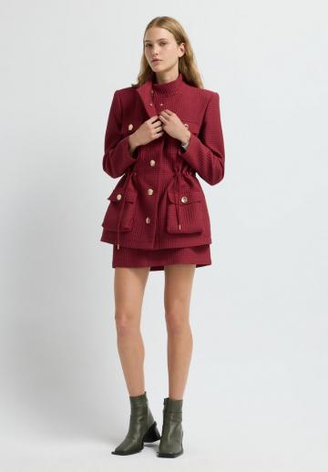 Куртка с накладнымит карманами