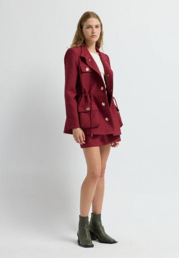 Куртка с накладнымит карманами