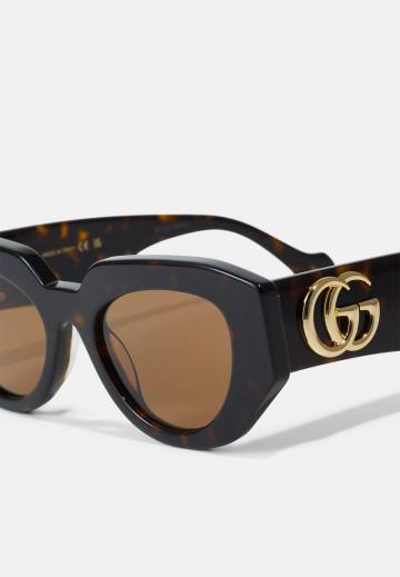 Солнечные очки