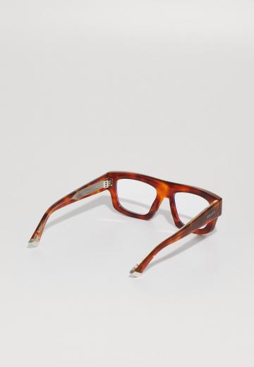 Солнечные очки