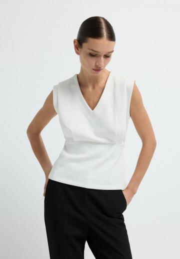 Блузка без рукавов