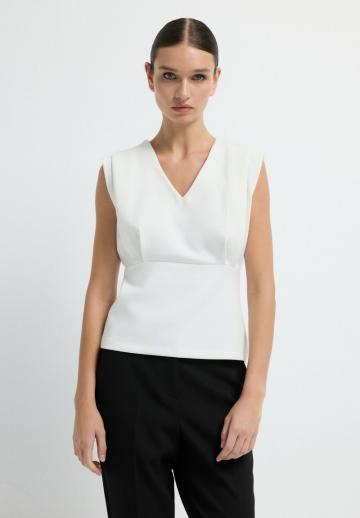 Блузка без рукавов