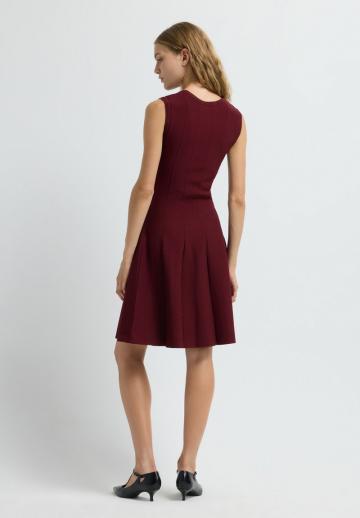 Вязаное платье