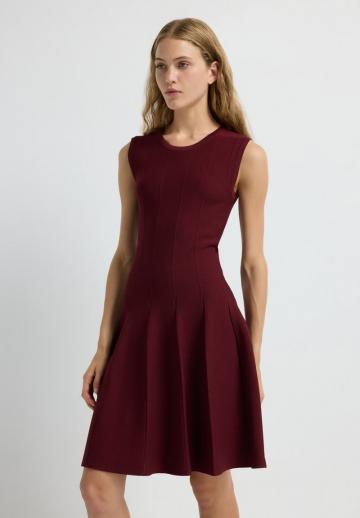 Вязаное платье