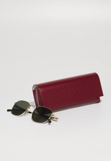 Солнечные очки