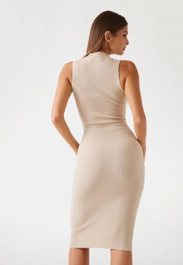 Платье футляр