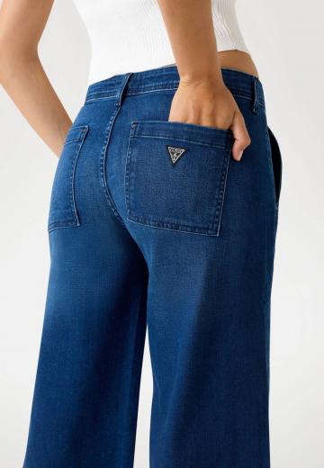 Клешеные джинсы