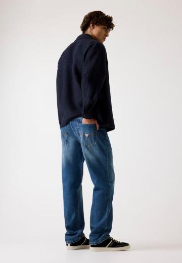 Прямые джинсы